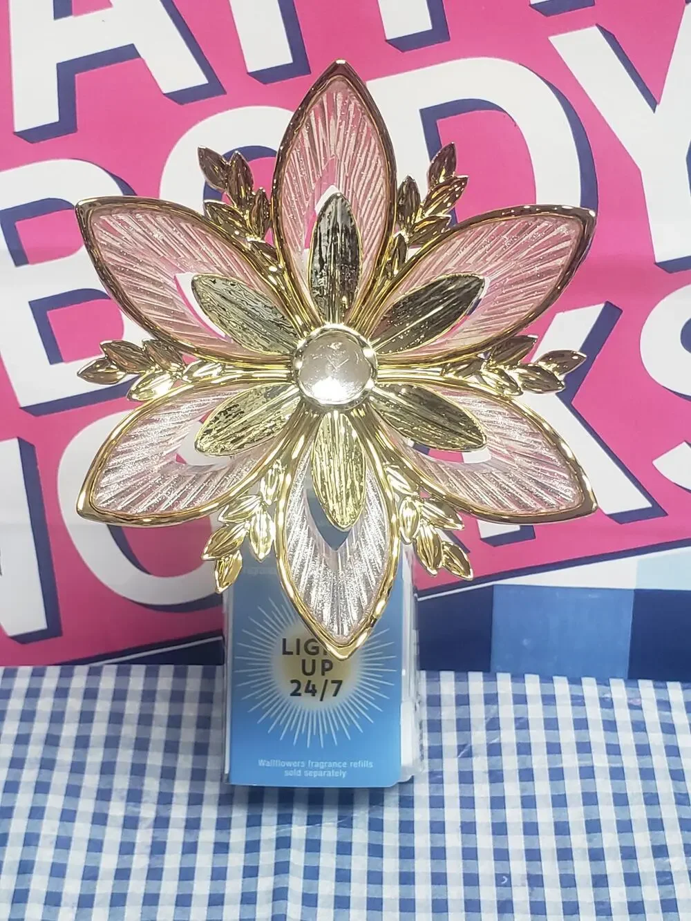 BBW Pink & Gold Fall Burst Nightlight Wallflowers Fragrance Plug In Home Decor